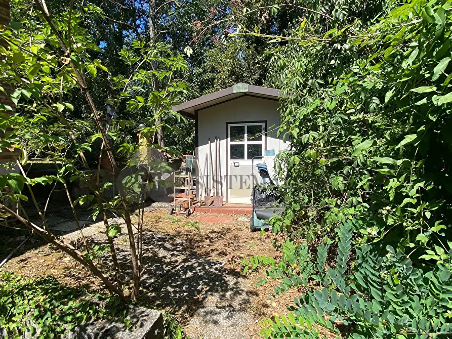 Immagine 61 di Villa in vendita  a Castelnuovo Magra