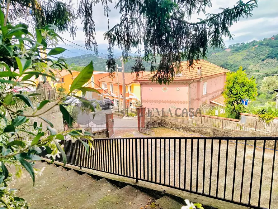 Immagine 10 di Casa bifamiliare in vendita  a Sarzana