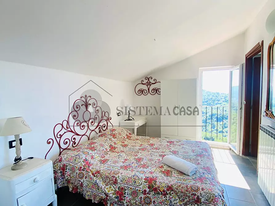 Immagine 38 di Villa in vendita  in Via Fratelli Aristide e Alduino Castellini 8 a Vezzano Ligure