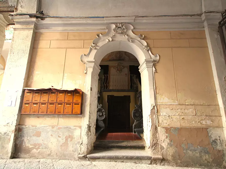 Immagine 9 di Trilocale in vendita  in Via Guglielmo Marconi 49 a Portici