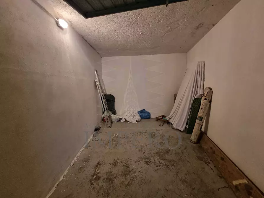 Immagine 14 di Garage in vendita  in Via Asse 85 a Ventimiglia