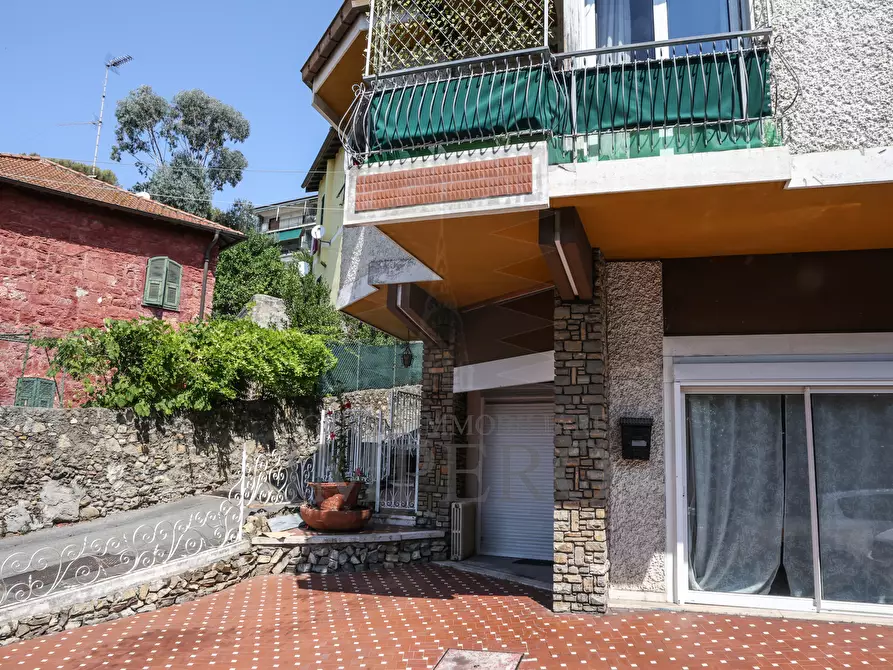 Immagine 44 di Casa indipendente in vendita  in Via Poggio Ponente 41 a Vallecrosia
