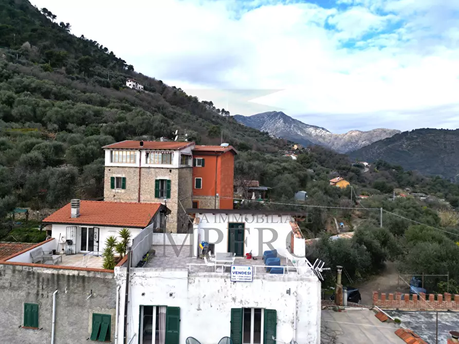 Immagine 1 di Porzione di casa in vendita  in Via Ciappin 87A a Ventimiglia