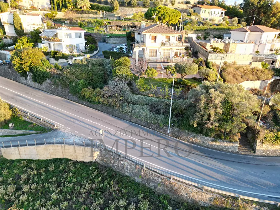 Immagine 2 di Terreno agricolo in vendita  in Via Generale Vincenzo Rossi 1 a Bordighera