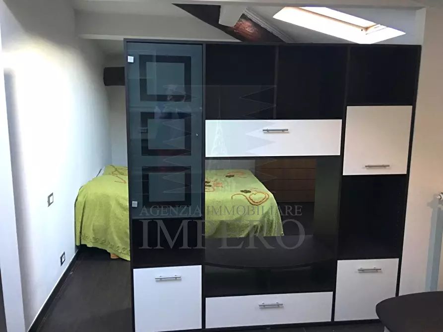 Immagine 3 di Bilocale in vendita  in Piazza della Costituente 8 a Ventimiglia