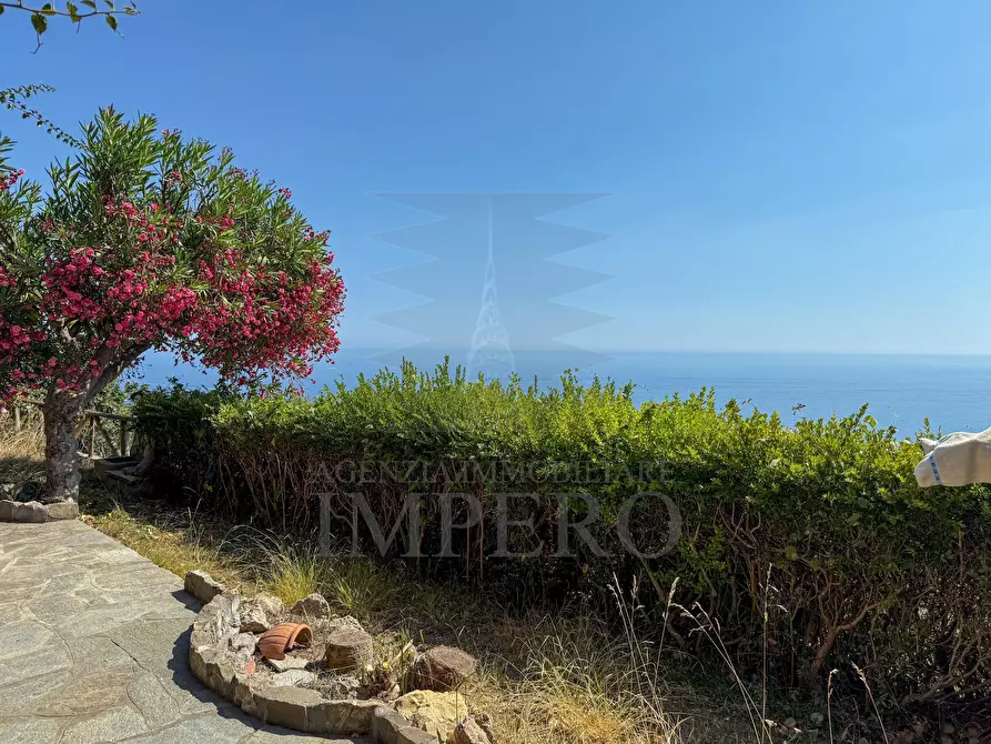 Immagine 18 di Bilocale in vendita  in Via alle Ville a Ventimiglia