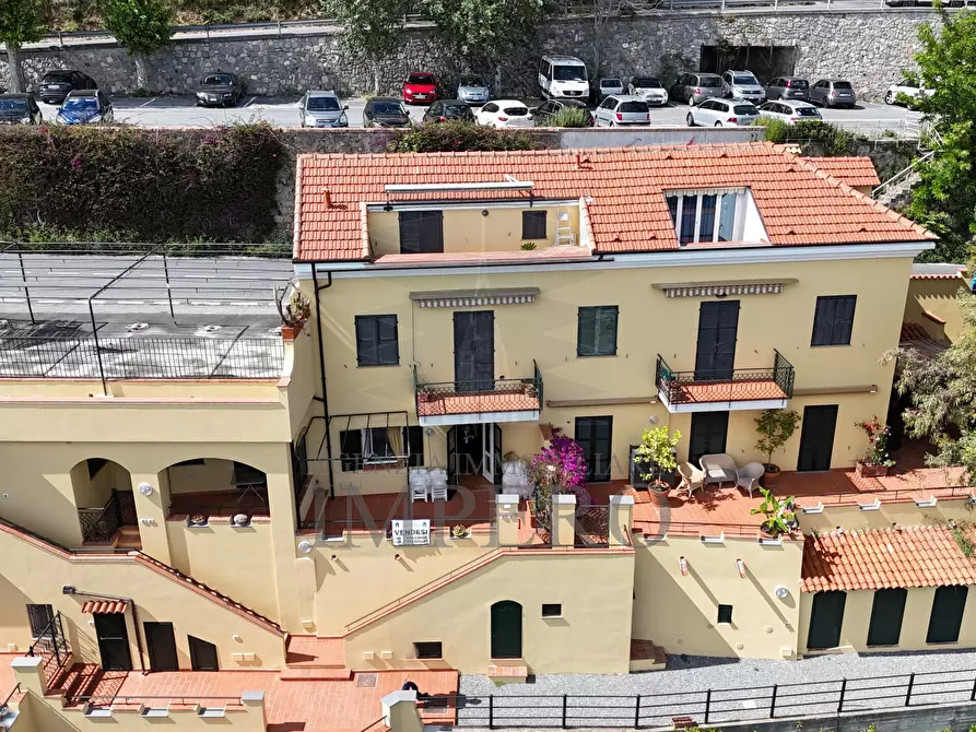 Immagine 19 di Bilocale in vendita  in Corso G. Verdi 17 a Ventimiglia