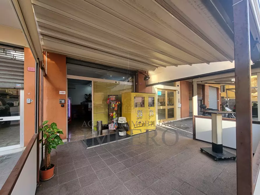 Immagine 14 di Tabaccheria in vendita  in Via Dante Alighieri 34 a Ventimiglia
