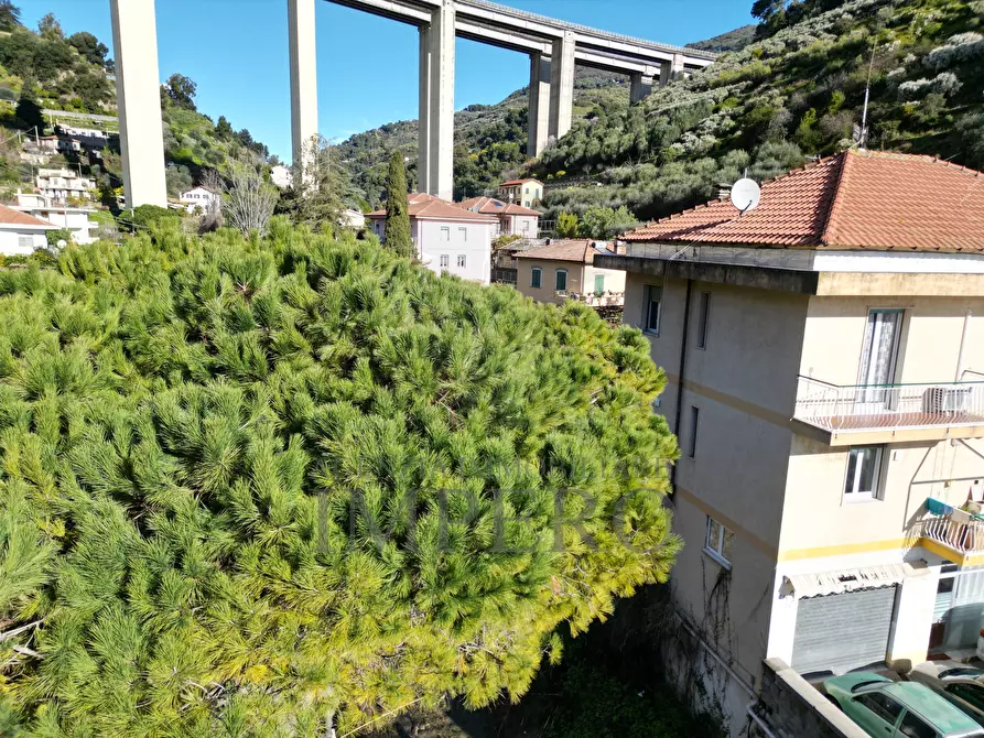 Immagine 26 di Trilocale in vendita  in via della resistenza 17 a Ventimiglia