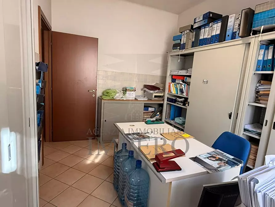 Immagine 8 di Quadrilocale in vendita  in Via Vittorio Veneto 30 a Ventimiglia