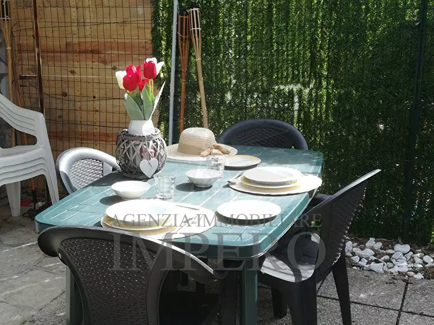 Immagine 10 di Trilocale in vendita  in Via Generale Vincenzo Rossi 79 a Bordighera