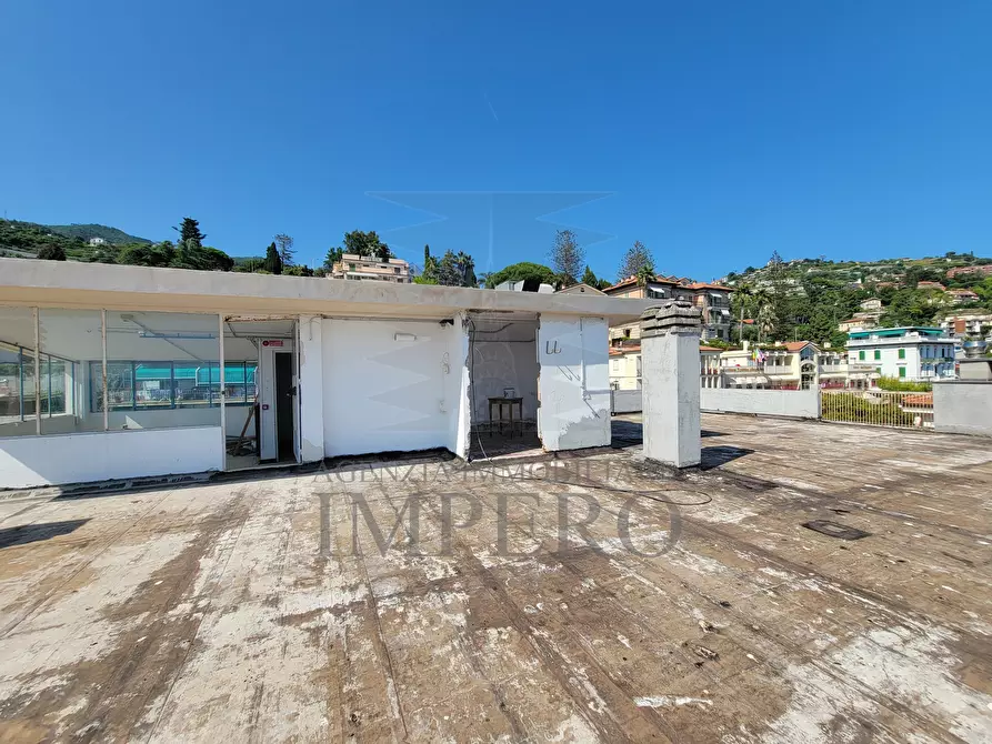 Immagine 34 di Albergo/B&B/Residence in vendita  in via regina margherita 97 a San Remo