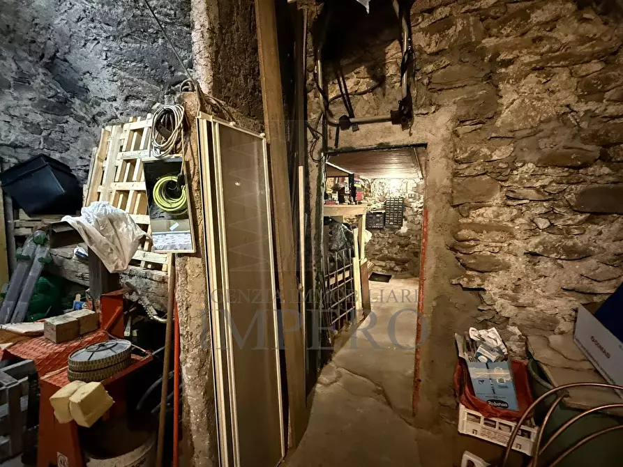 Immagine 34 di Porzione di casa in vendita  in Vicolo Carrugetto 16 a Pigna