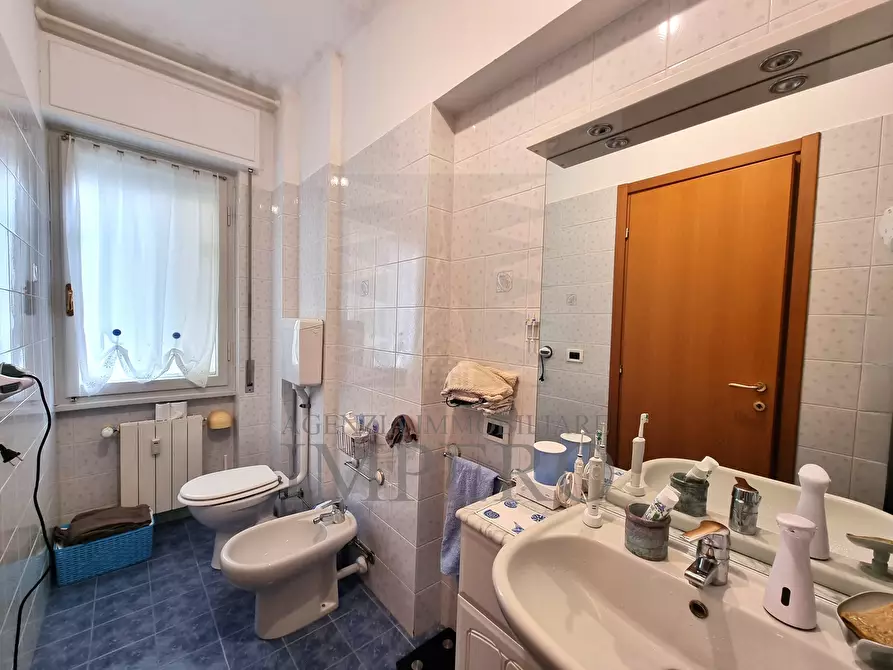 Immagine 9 di Trilocale in vendita  in Passeggiata Cavallotti 3 a Ventimiglia