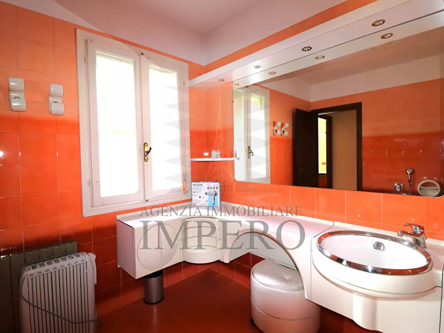 Immagine 31 di Villa in vendita  in Via Tamagna 1 a Ventimiglia