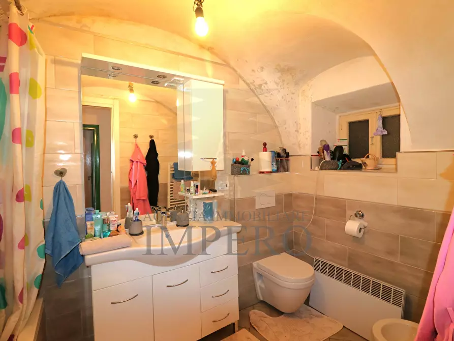 Immagine 25 di Porzione di casa in vendita  in Via San Anfosso Ten. 18 a Ventimiglia