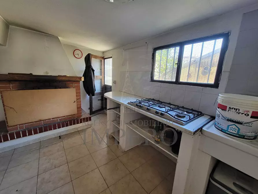 Immagine 47 di Magazzino in vendita  in Strada Statale 1 35 a Camporosso