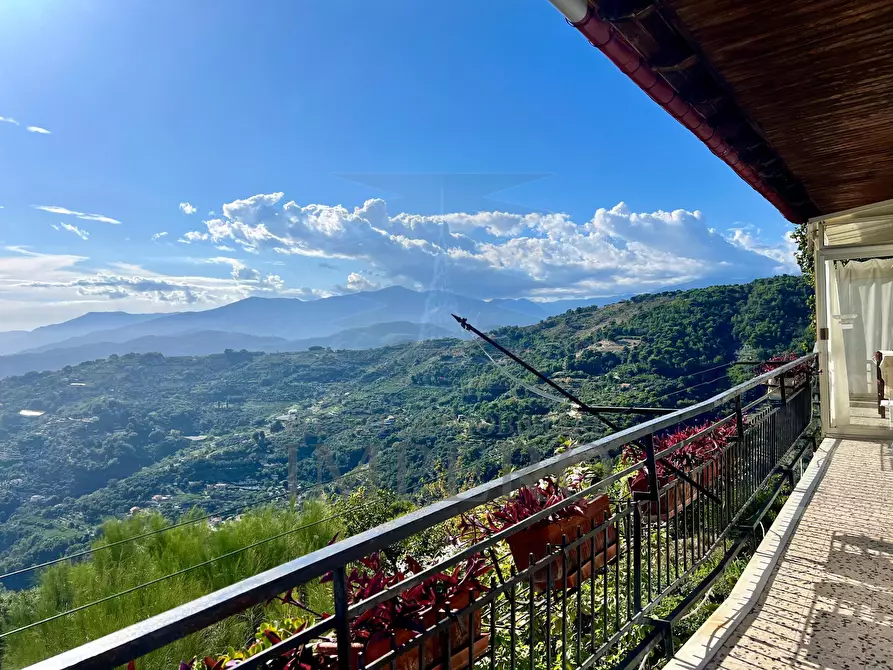 Immagine 43 di Villa in vendita  in Via Antico Principato 8 a Seborga