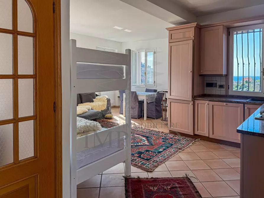 Immagine 8 di Villa in vendita  in Via Alba 45 a Bordighera