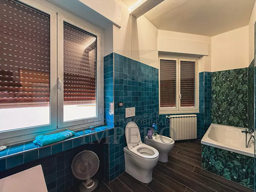 Immagine 11 di Quadrilocale in vendita  in Via Goffredo Mameli a Ventimiglia
