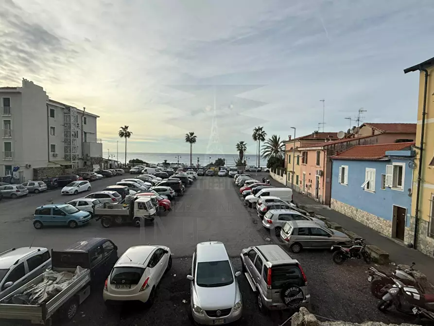 Immagine 3 di Bilocale in vendita  in Vico Pescatori 1 a Ventimiglia
