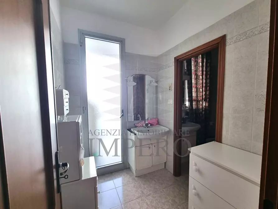 Immagine 17 di Quadrilocale in vendita  in Corso Limone Piemonte 124 a Ventimiglia