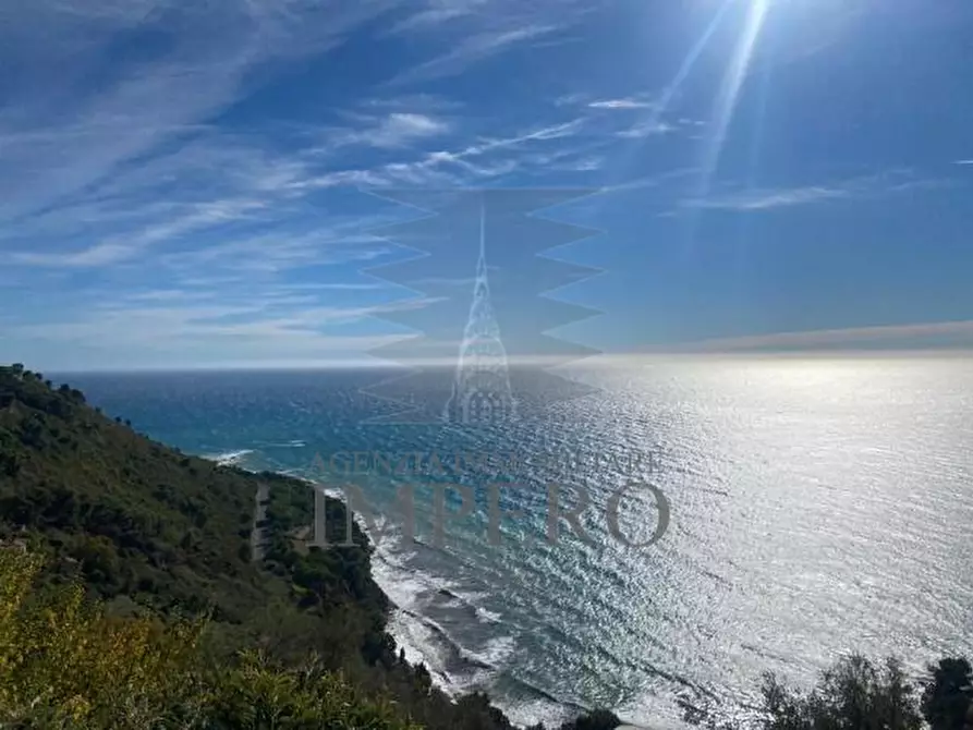 Immagine 5 di Bilocale in vendita  in Piazza Angeli Custodi 1 a Ventimiglia