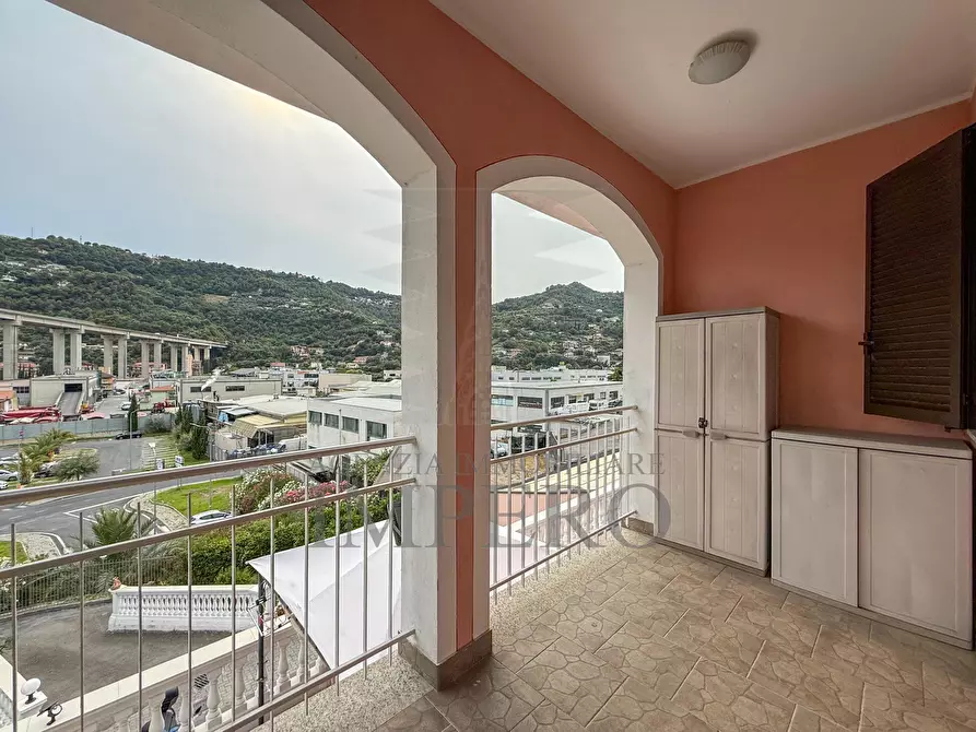 Immagine 15 di Villa in vendita  in Via del Commercio 1 a Camporosso