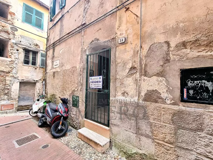 Immagine 1 di Trilocale in vendita  in Vico Saonese 32 a Ventimiglia