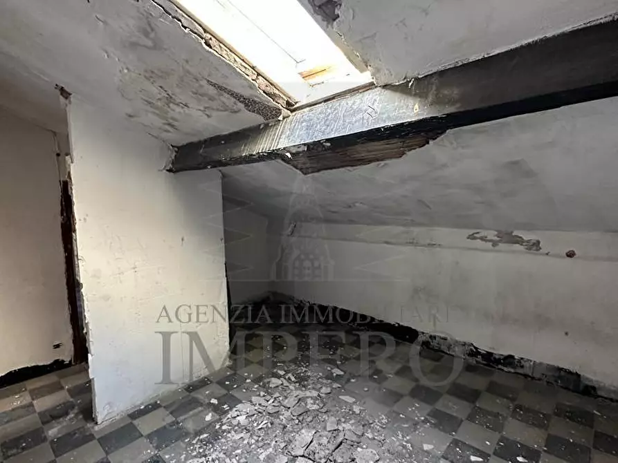 Immagine 6 di Quadrilocale in vendita  in Via Roma 18 a Ventimiglia