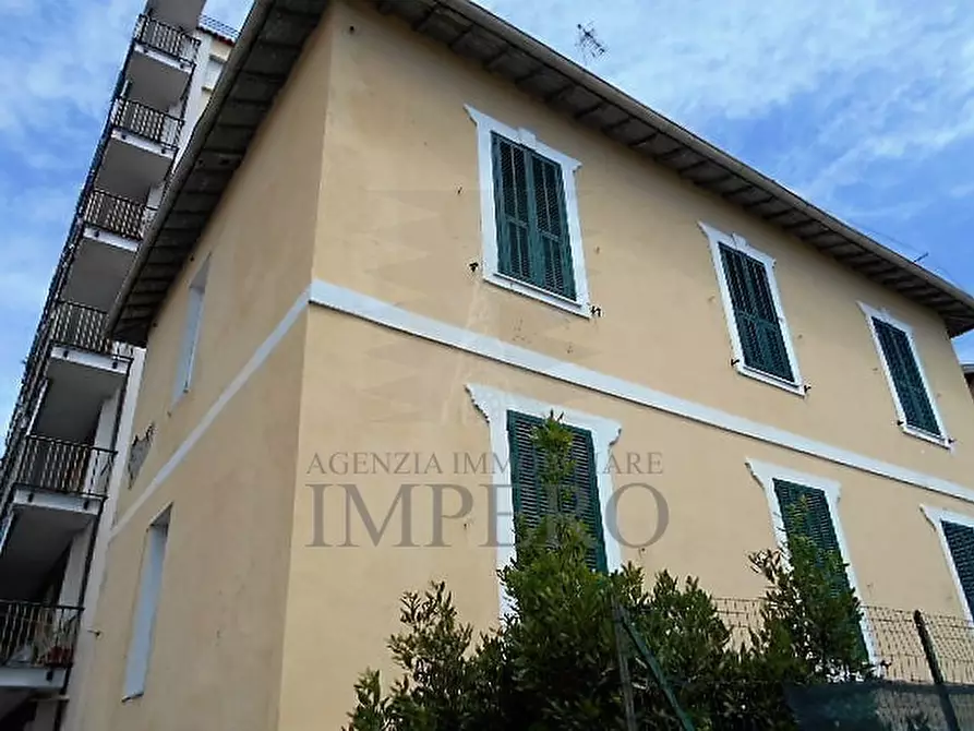 Immagine 28 di Porzione di casa in vendita  in Passeggiata Cavallotti 10 a Ventimiglia