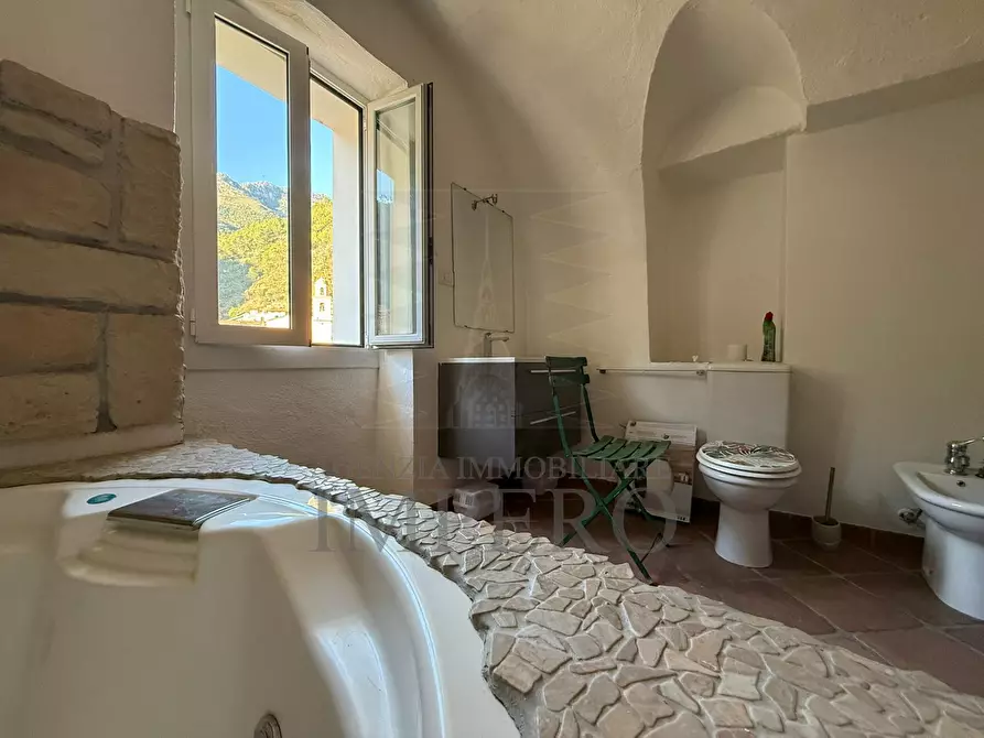 Immagine 15 di Quadrilocale in vendita  in Via Case Palanchi 4 a Ventimiglia