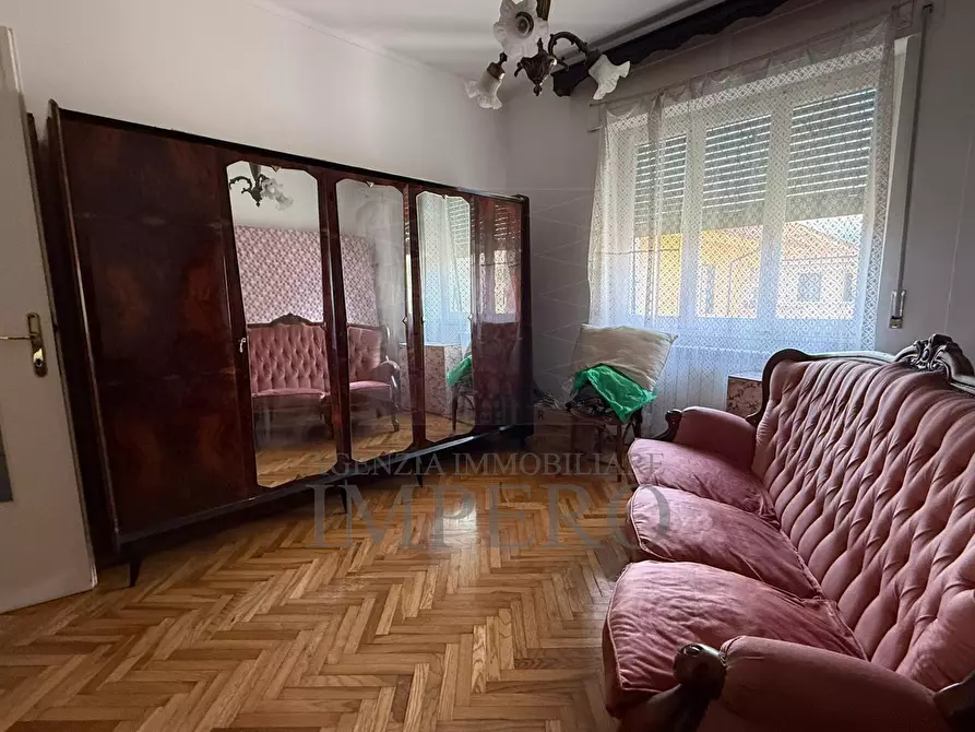 Immagine 15 di Trilocale in vendita  in Via Gianchette 1 a Ventimiglia