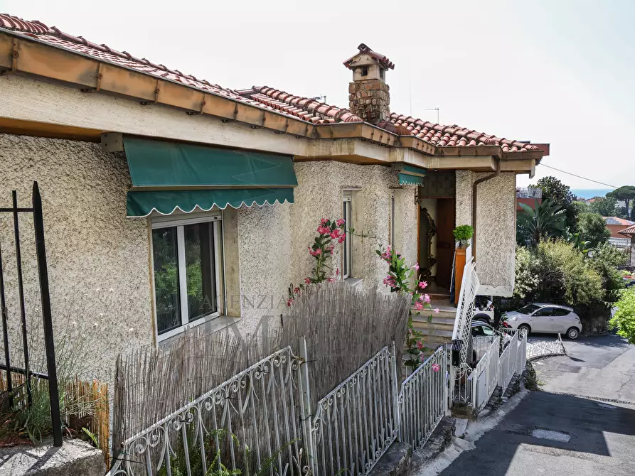Immagine 48 di Casa indipendente in vendita  in Via Poggio Ponente 41 a Vallecrosia