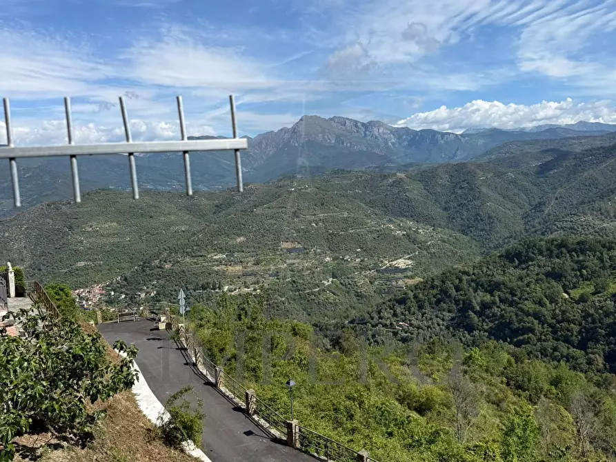 Immagine 25 di Trilocale in vendita  in Via Matteotti 5 a Perinaldo