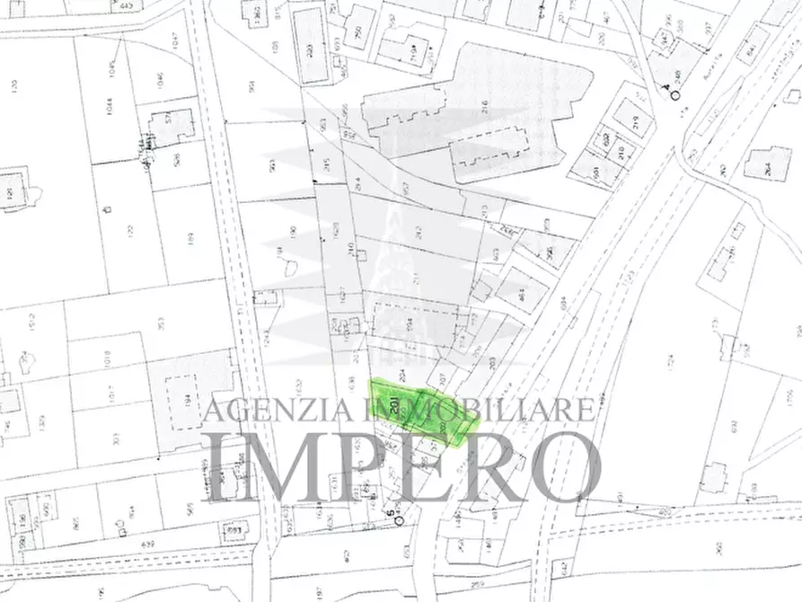 Immagine 1 di Terreno agricolo in vendita  in Strada Statale 1 35 a Camporosso