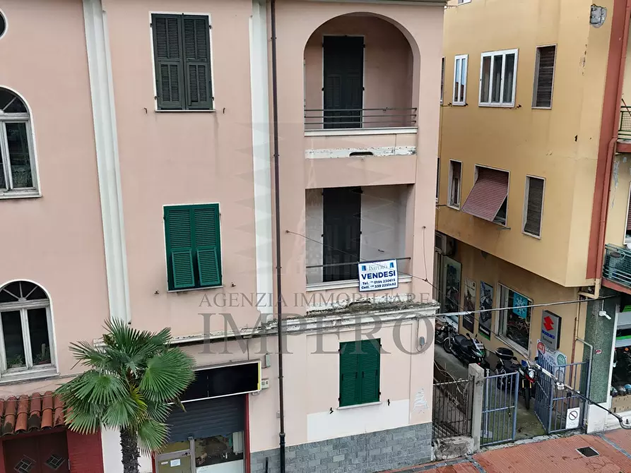 Immagine 1 di Quadrilocale in vendita  in Corso Genova 106 a Ventimiglia