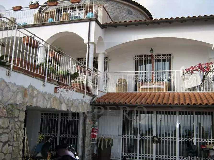 Immagine 2 di Casa indipendente in vendita  in via ciabauda a Ventimiglia