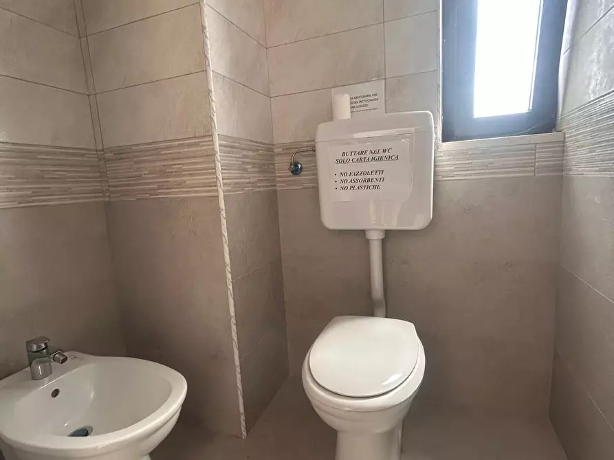 Immagine 6 di Locale commerciale in affitto  in Viale Maiella 23/A a Francavilla Al Mare