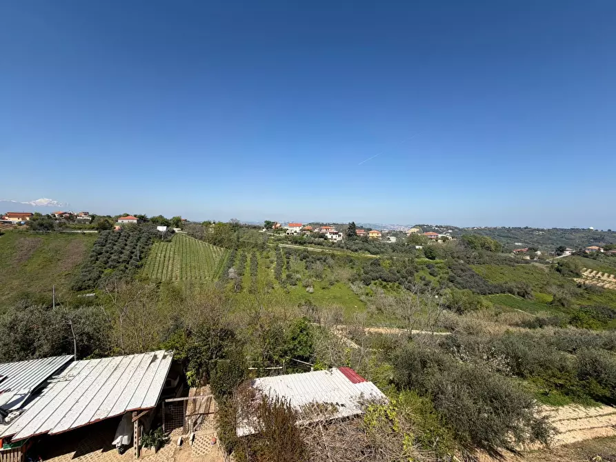 Immagine 70 di Casa indipendente in vendita  in VIALE MAIELLA a Chieti