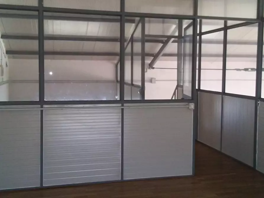 Immagine 6 di Attività artigianale in affitto  in Viale Maiella 23/A a Casacanditella