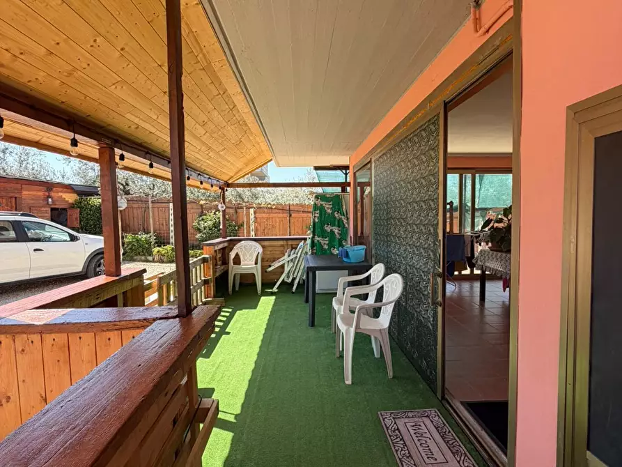 Immagine 2 di Casa indipendente in vendita  in VIALE MAIELLA a Chieti