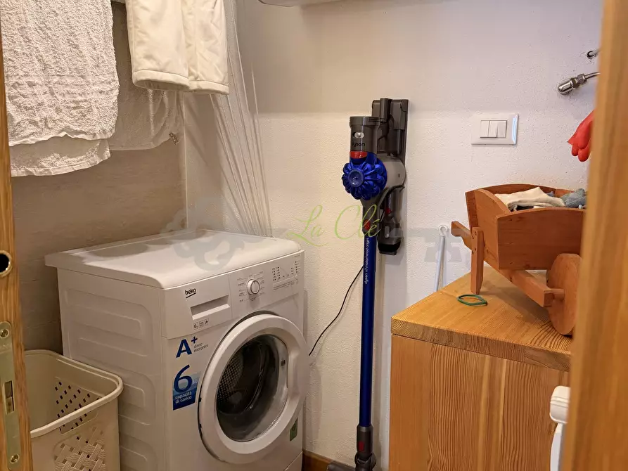 Immagine 19 di Trilocale in affitto  a Courmayeur