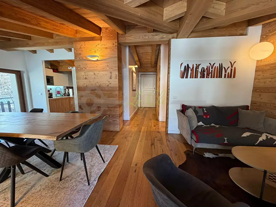 Immagine 9 di Mansarda in vendita  a Courmayeur