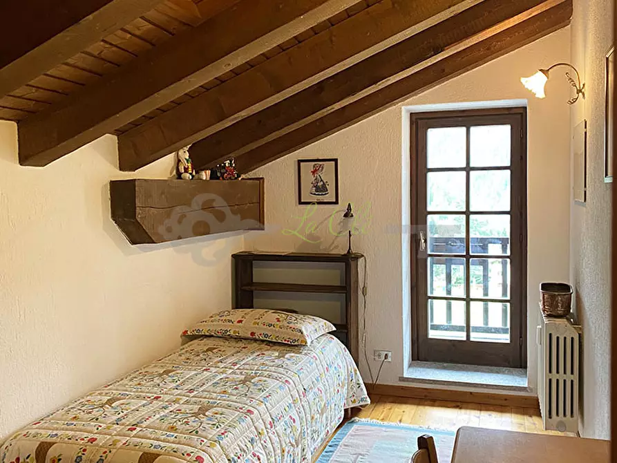 Immagine 7 di Trilocale in affitto  a Courmayeur