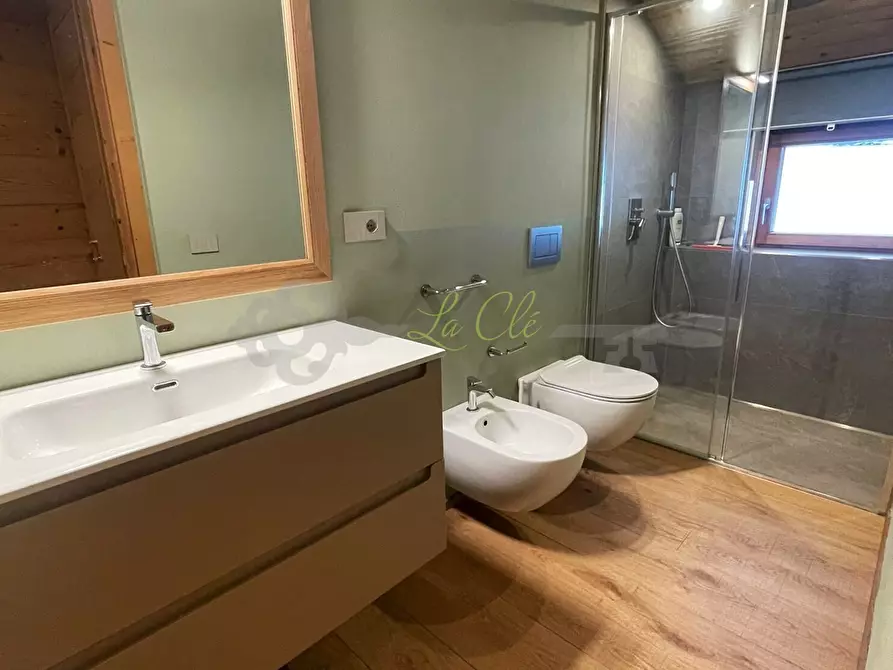 Immagine 28 di Trilocale in affitto  a Pre'-Saint-Didier