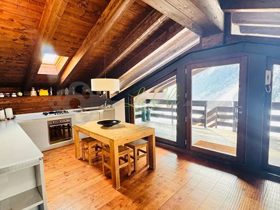 Immagine 7 di Mansarda in affitto  a Pre'-Saint-Didier