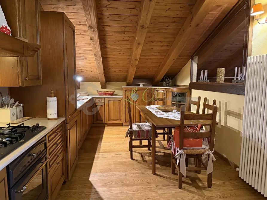 Immagine 14 di Trilocale in affitto  in Strada Regionale 41 a Courmayeur