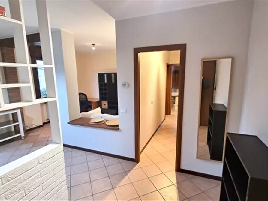 Immagine 5 di Bilocale in vendita  in Strada Val Parma 188 a Parma