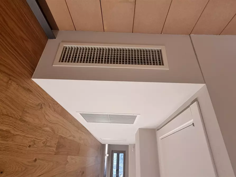 Immagine 10 di Bilocale in affitto  in Borgo Naviglio 1 a Parma